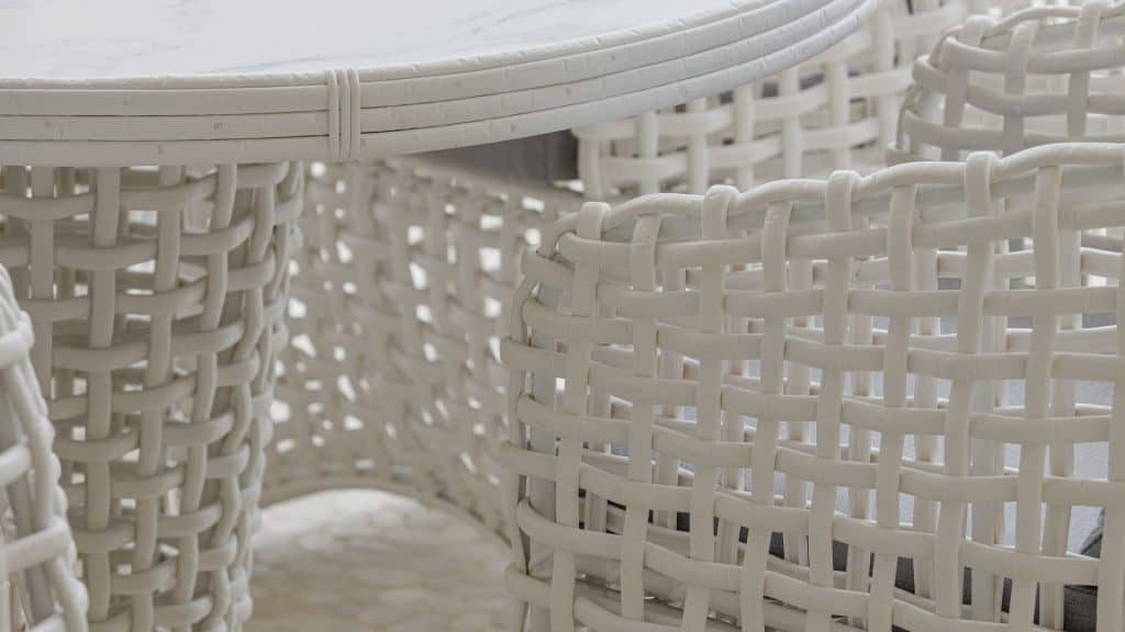 22460_Dining Table Dynasty_White Mushroom 15mm_Skyline_3