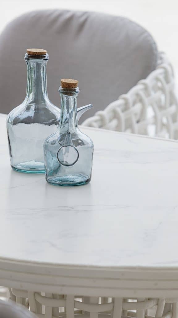 22461_Dining Table Dynasty_White Mushroom 15mm_Skyline_5