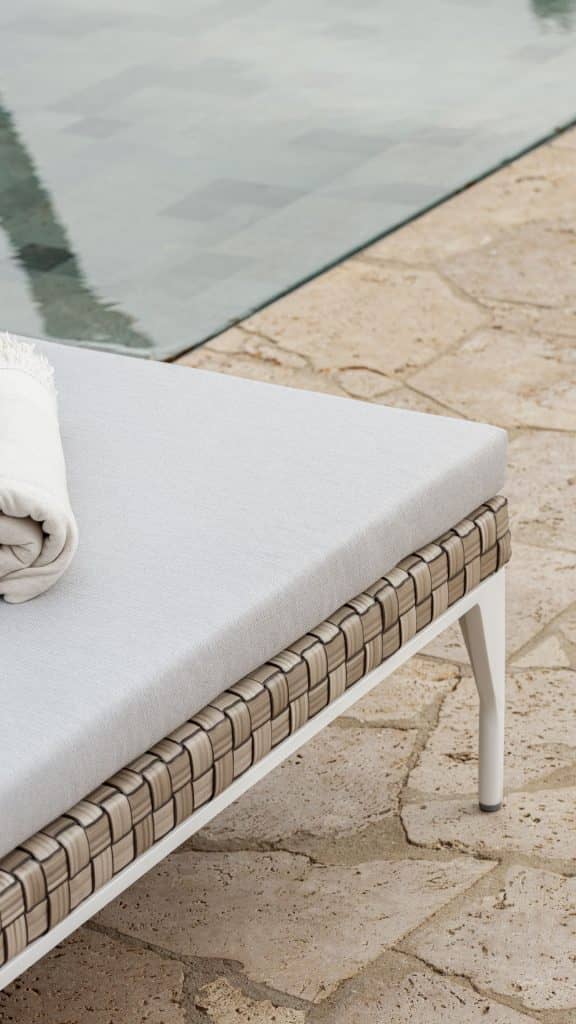 22939.01_Double Lounger Brafta_Seashell FF 30mm_Skyline_4