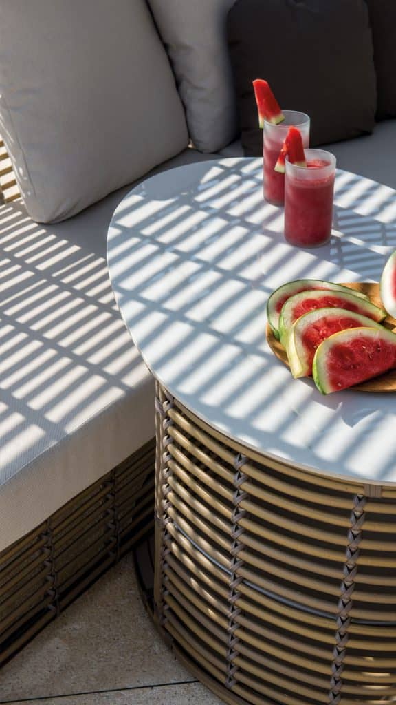 23501_Surabaya Aux.Table_Kubu Mushroom 15mm_Skyline_3