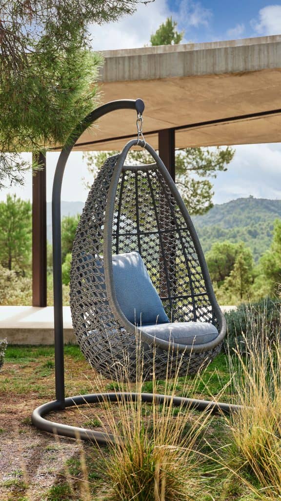 23589_Hanging w.stand Moma_Anthracite Polyrope 6mm_Skyline_4