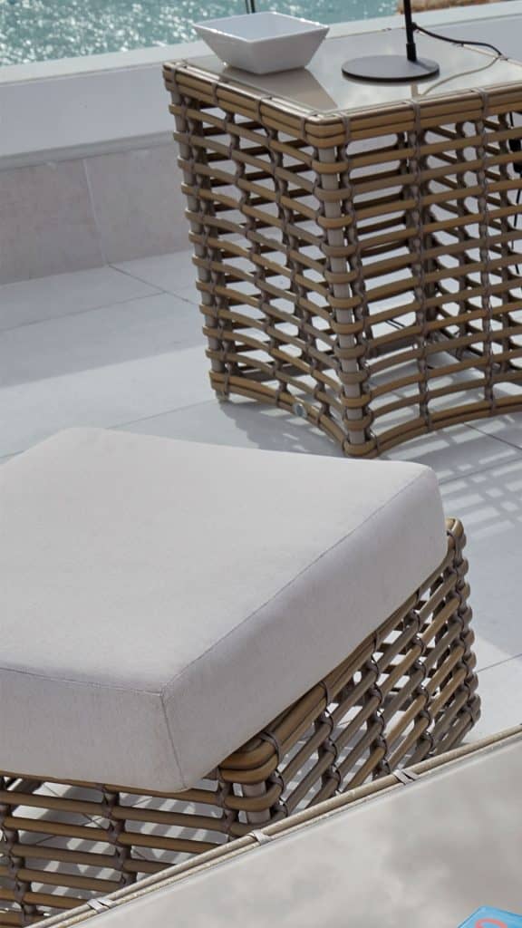 23666_Ottoman-Ruby_Kubu-Mushroom-NP15mm_Skyline_2