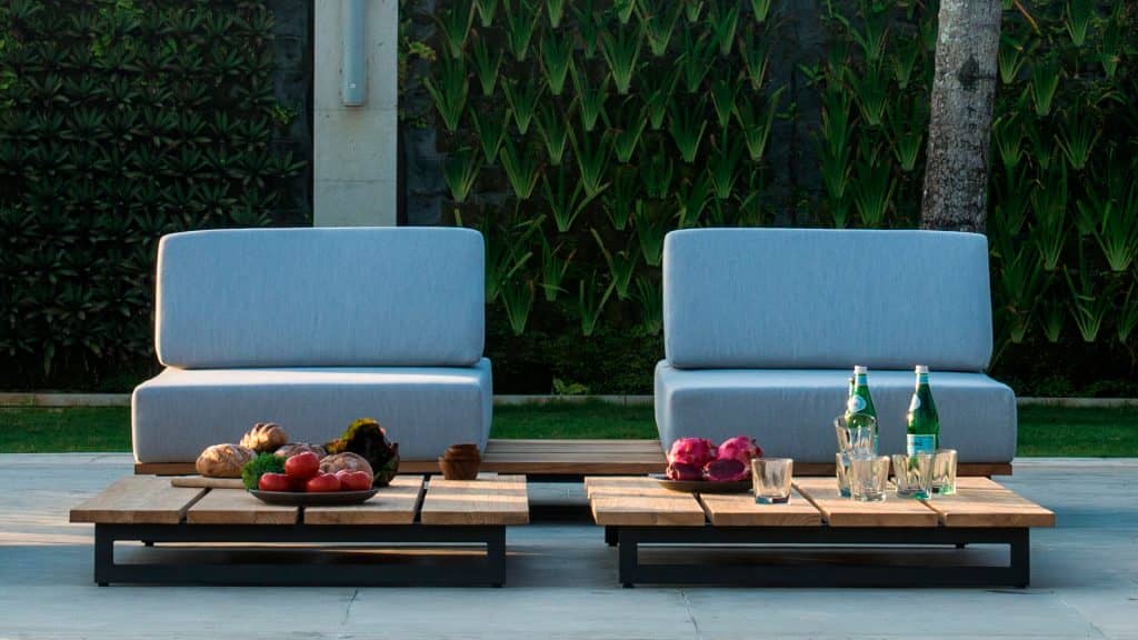 23714_Coffee Table Alaska_Natural Teak_Skyline_3