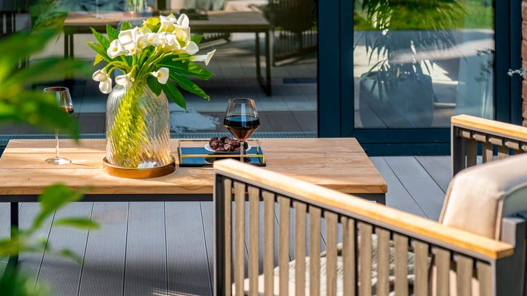 23804_Coffee Table Alaska_Natural Teak_Skyline_0