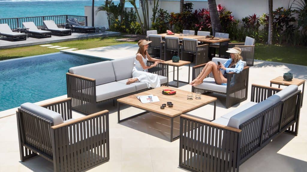 23805_Side Table Alaska_Natural Teak_Skyline_0