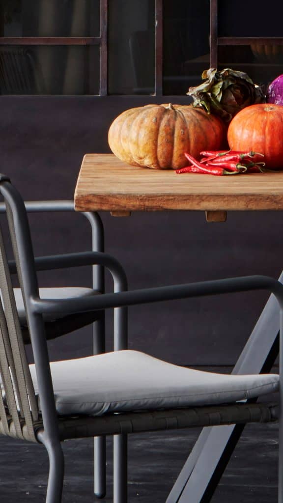 23812-SQ-Alaska-Dining-Table-Ona-Aluminum-Carbon-Teak-Skyline-3