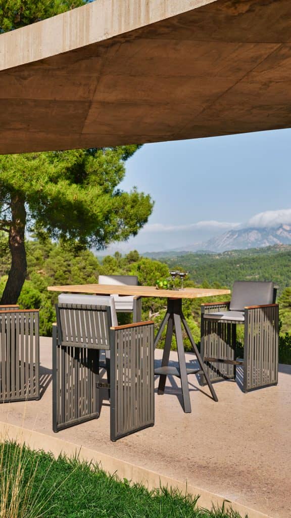 23874_Bar Table Alaska_Natural Teak_Skyline_2