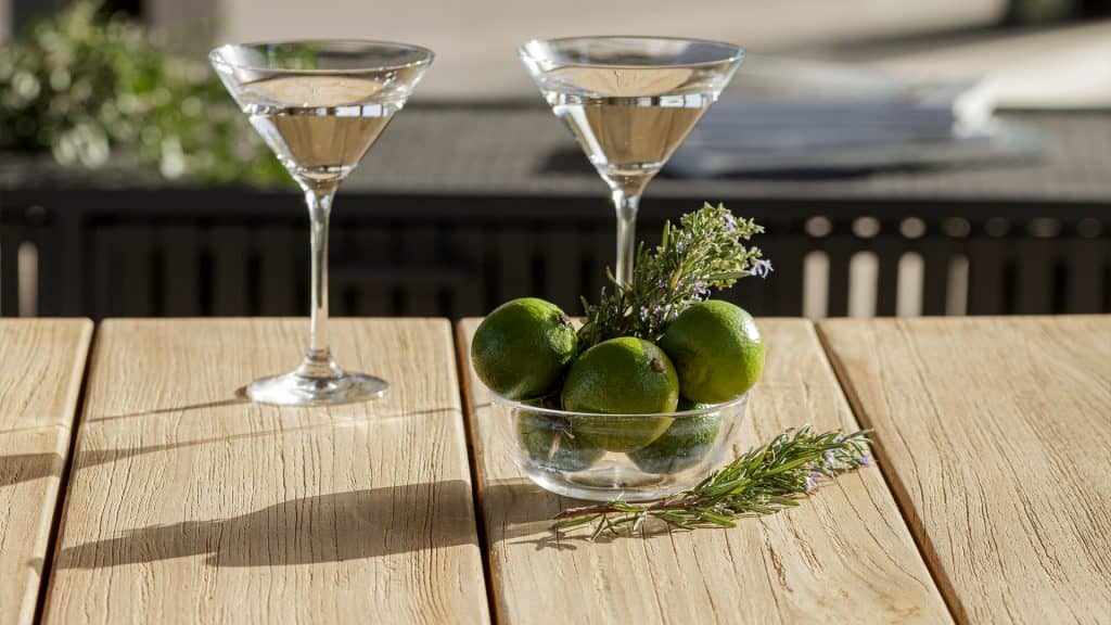 23874_Bar Table Alaska_Natural Teak_Skyline_3