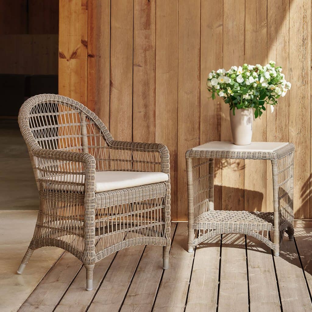 23885-Side-Table-Arena-Seashell-Polyrod-Skyline-Design-6