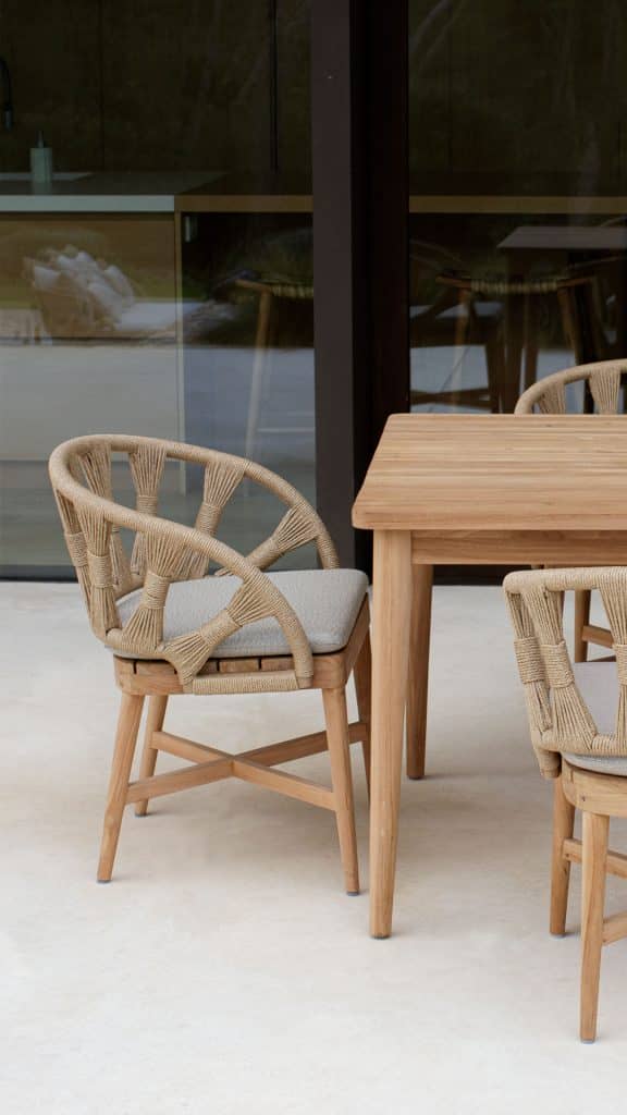 24100_Square_Dining-table-Krabi_Natural-Teak_Skyline-Design_4