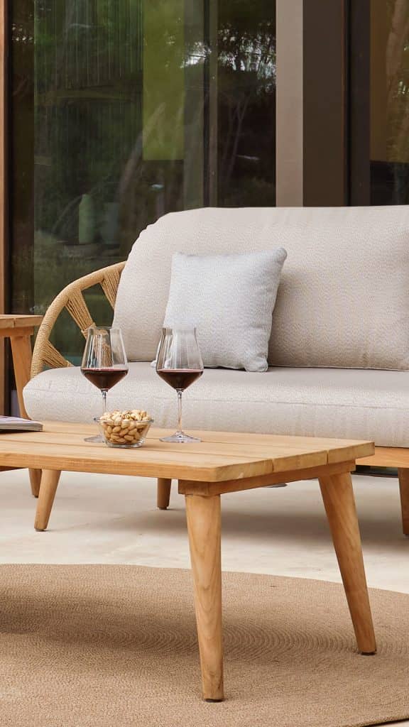 24104_Coffee-Table-Krabi_Natural-Teak_Skyline-Design_4