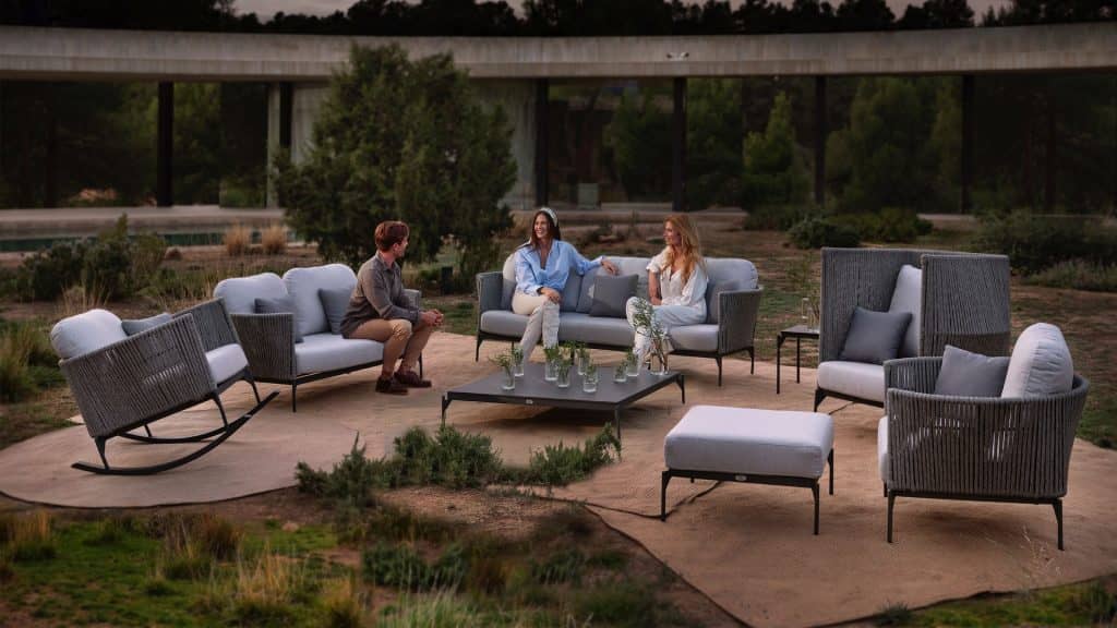 24153-Sofa-Boston-Strap-Light-Grey-Skyline-Design-05