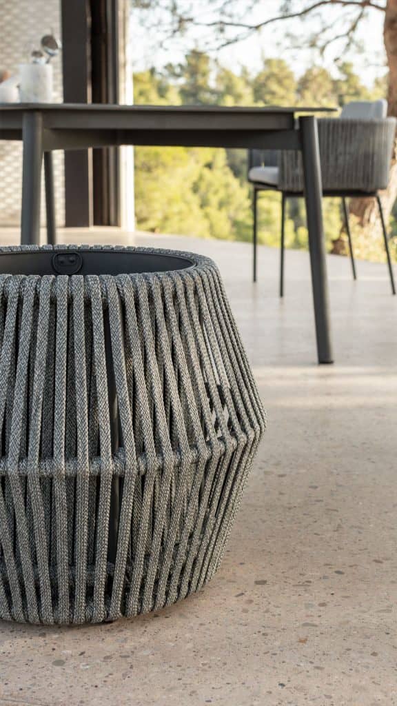 24170-Small-Planter-Boston-Strap-Light-Grey-Skyline-Design-05