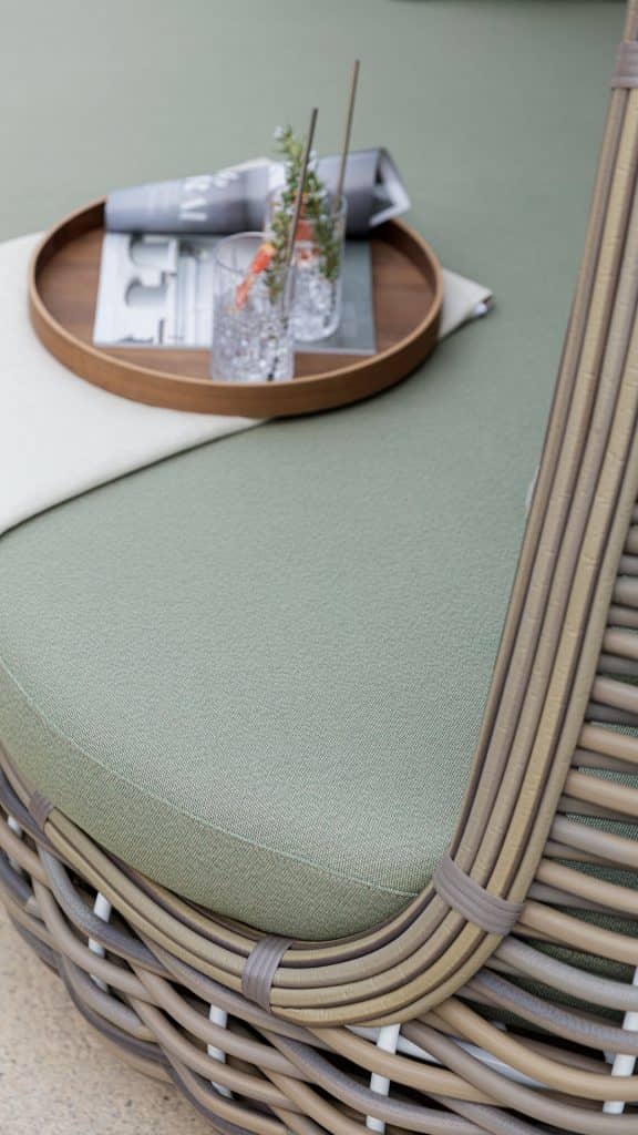 2973.01_Daybed Shade_Kubu Betta_Skyline_2