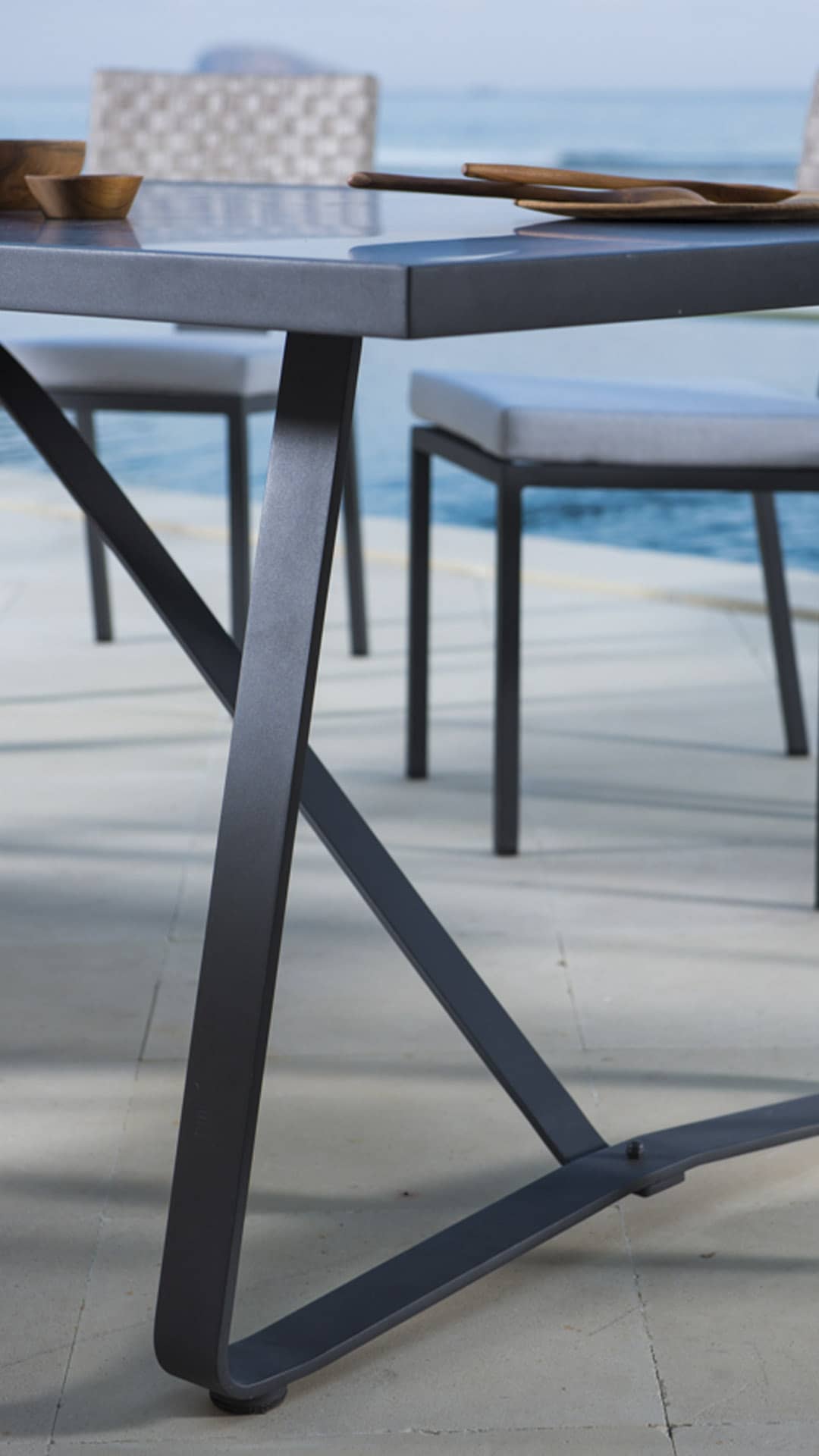 ALUMINIUM MATERIAL - SKYLINE DESIGN | Premium Outdoor Furniture