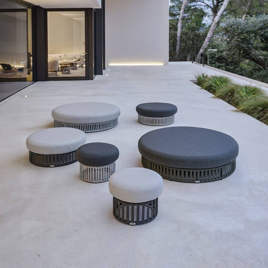 OCCASIONALS_Skyline_Design_LAIDA_PUFF_24216-02_2