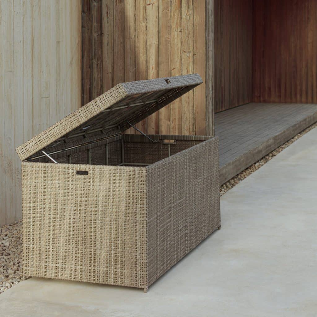 OCCASIONALS_Skyline_Design_PALOMA_TRUNK_23915_2